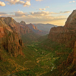585px-Zion_angels_landing_view